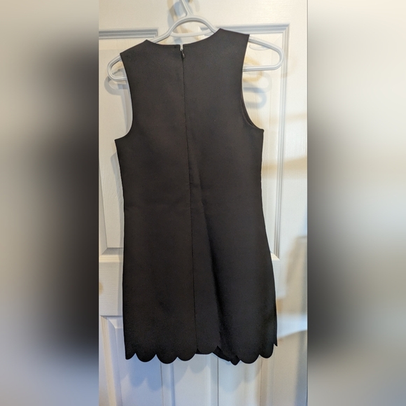 💙 JCREW 💙 Scalloped Vintage Black Dress - Picture 3 of 4
